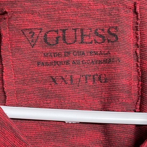 G by Guess Brand Men's XXL Short Sleeve T-shirt V-neck Red Classic - Picture 3 of 6